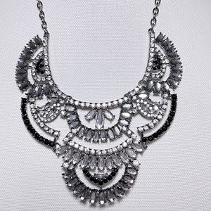 ALLURING BLACK AND WHITE CRYSTAL STATEMENT NECKLACE